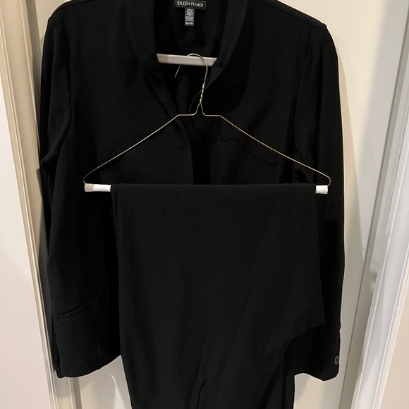 Eileen Fisher Black crepe suit - Picture 1 of 5
